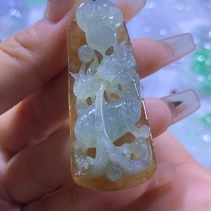 颈饰未镶嵌翡翠天然翡翠A货吊坠