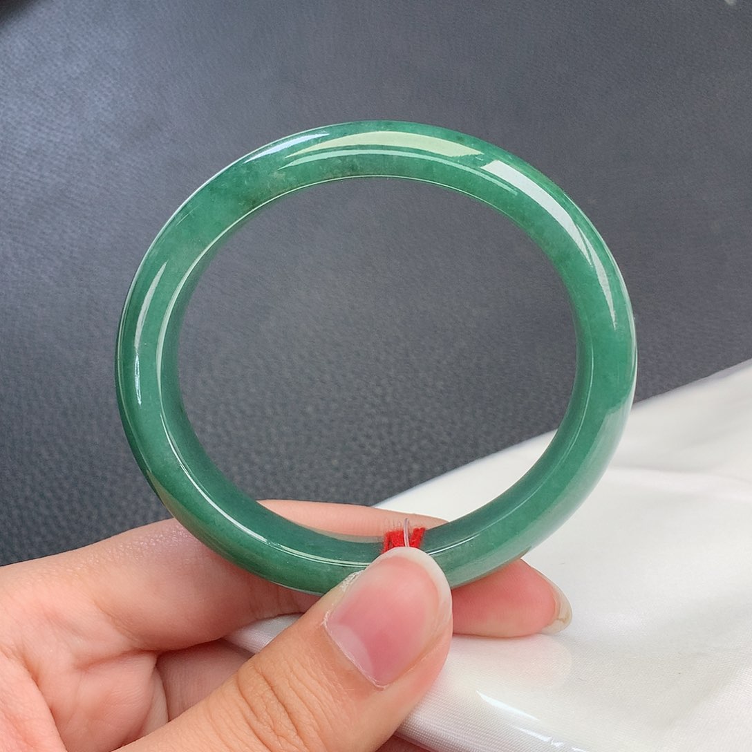 翡翠手镯未镶嵌54.1 翡翠手镯75