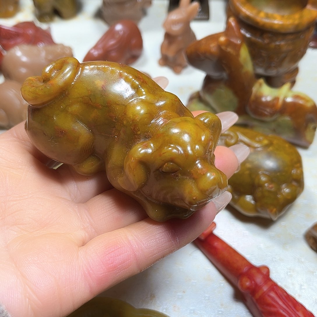 白玉菩提吊坠白玉菩提吊坠