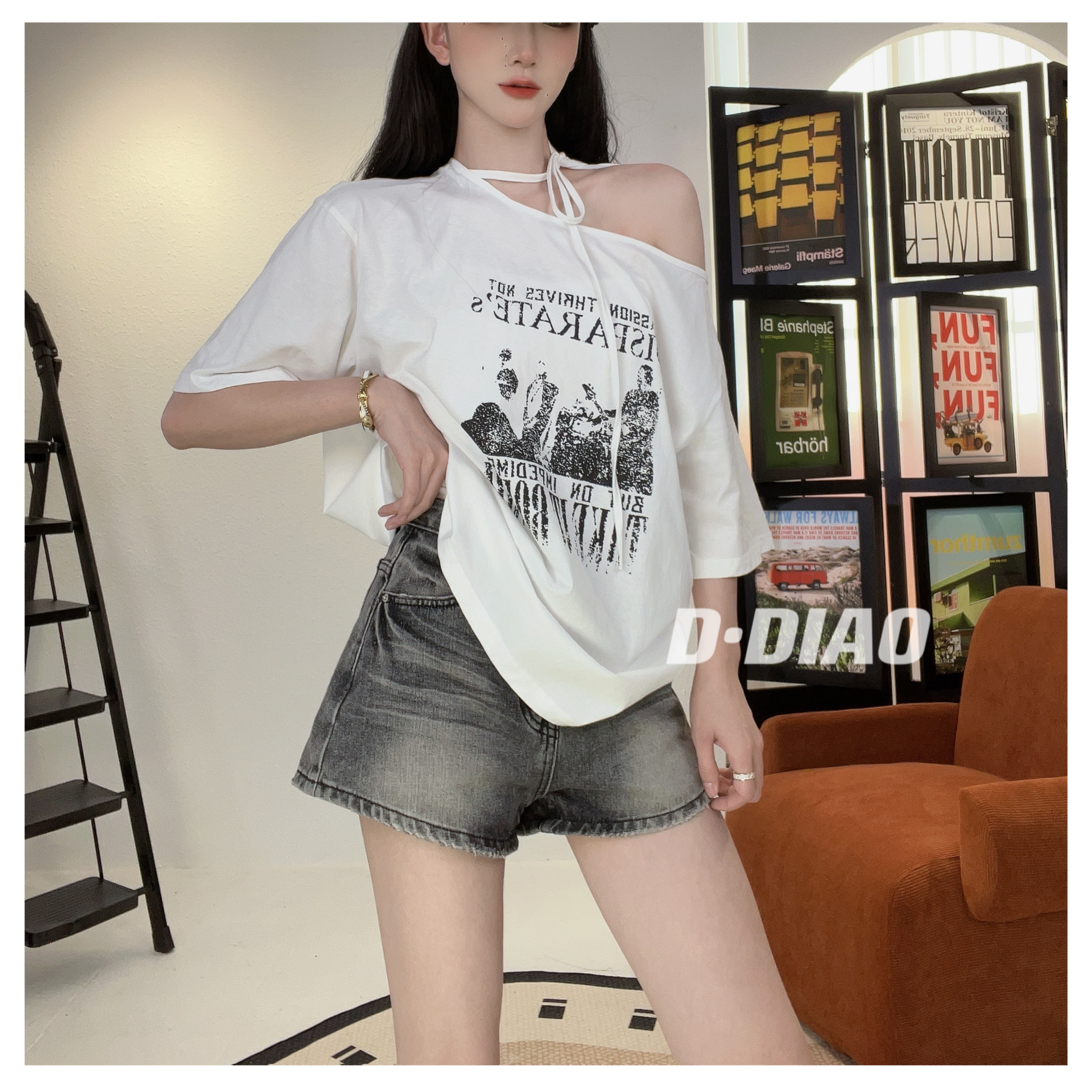 【奈子】洗水高腰显瘦牛仔热裤