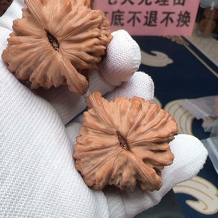 文玩核桃吊坠全品四座楼45克重49.5