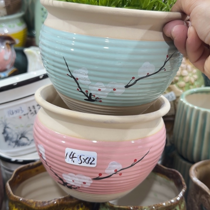 凑9块包邮，有孔，花盆