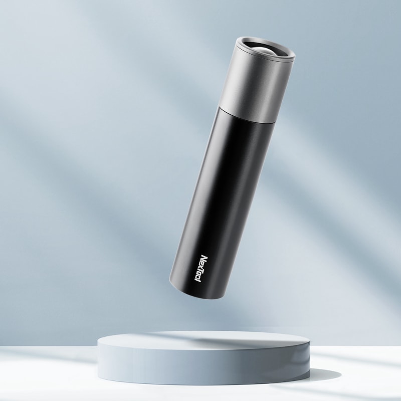 NexTool/纳拓【极简】户外超亮远射超长续航家用便携充电变焦手电筒