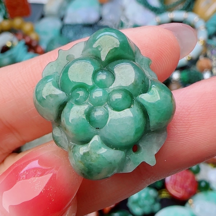 翡翠颈饰未镶嵌兜***糖天然A货