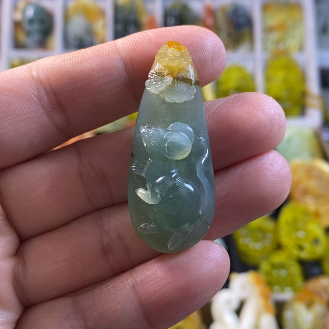 合金蛇纹石玉颈饰
