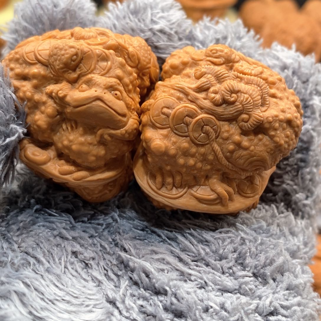 核桃手串/手链道****，金蝉蛤蟆头