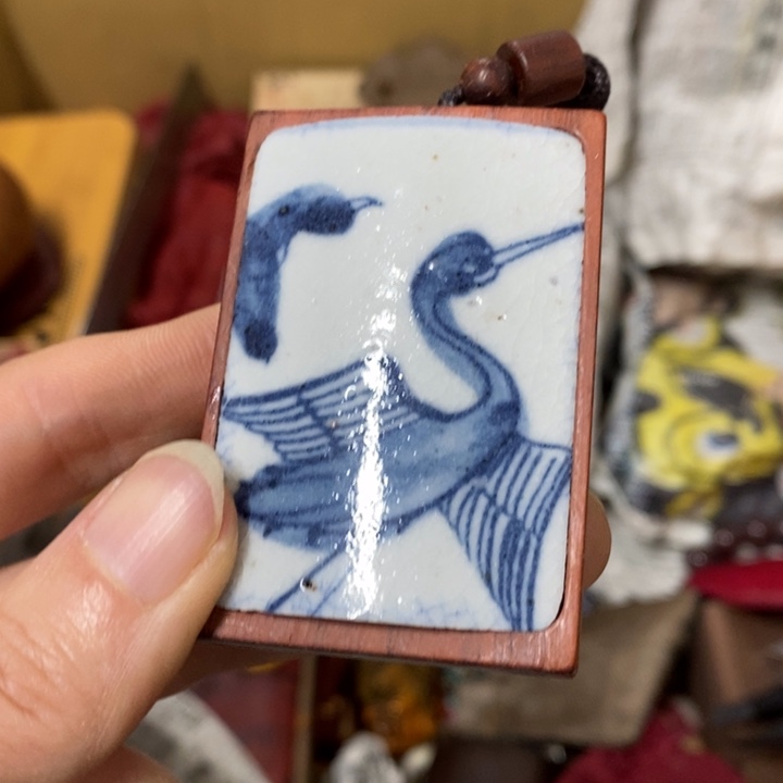 瓷片哈中古工艺品一件