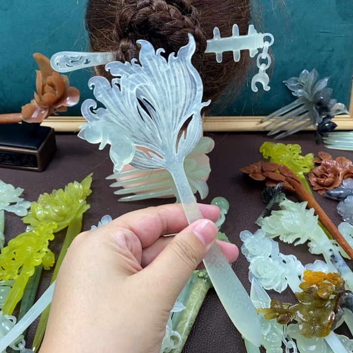 蛇纹石玉发饰未镶嵌