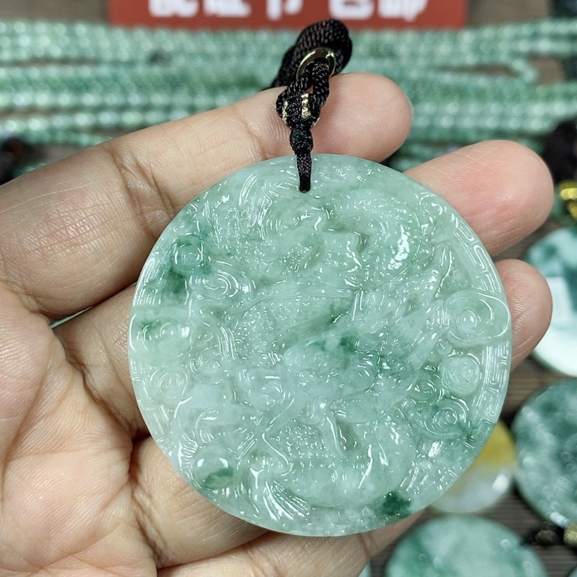 【闪购商品】翡翠颈饰未镶嵌玉吊坠翡翠玉圆形龙牌