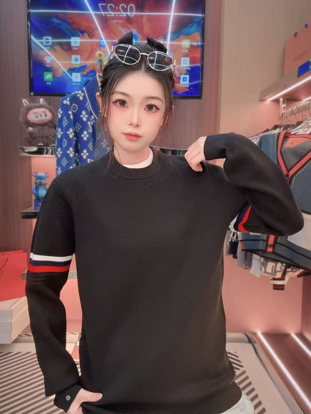 【小刘】2025秋冬高端针织提花立领毛衣黑色男士轻奢加厚保暖外套