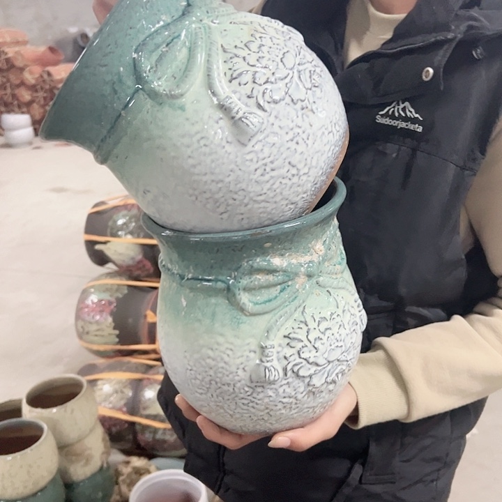 高度21厘米口18厘米
