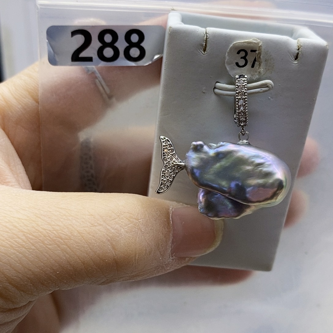 颈饰合金淡水珍珠