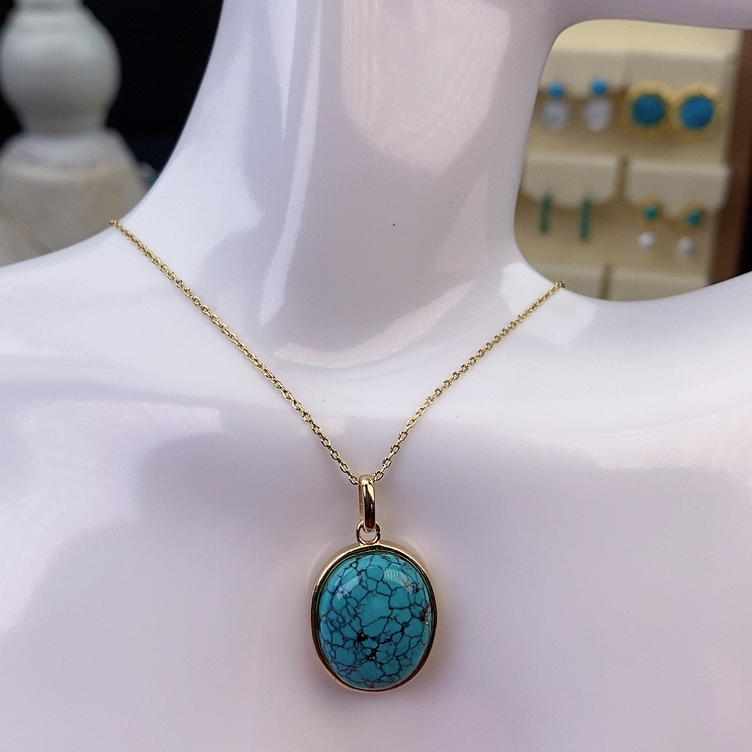 绿松石未镶嵌颈饰