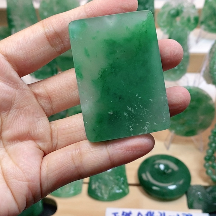 未镶嵌石英质玉珠宝半成品非洲翠