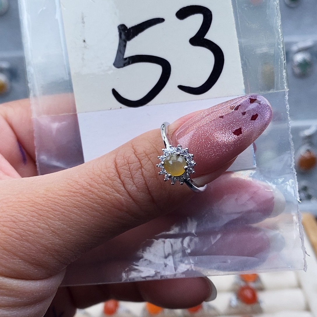 翡翠未镶嵌戒指缅甸