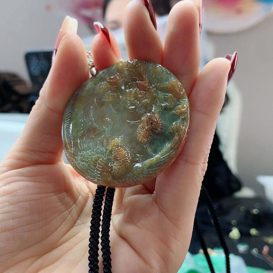 【闪购商品】翡翠吊坠(赠链)合金