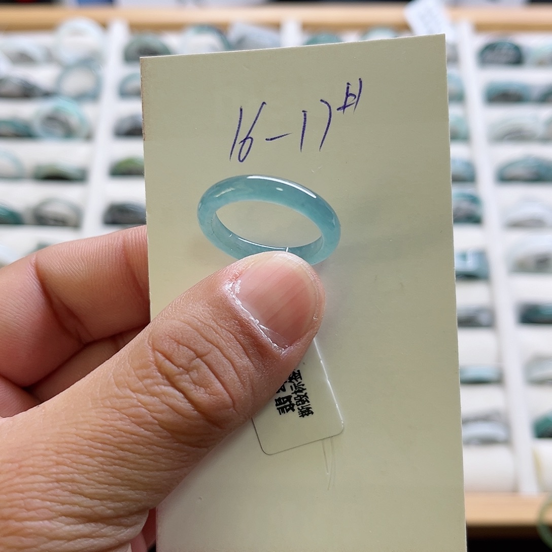 翡翠戒指未镶嵌翡翠