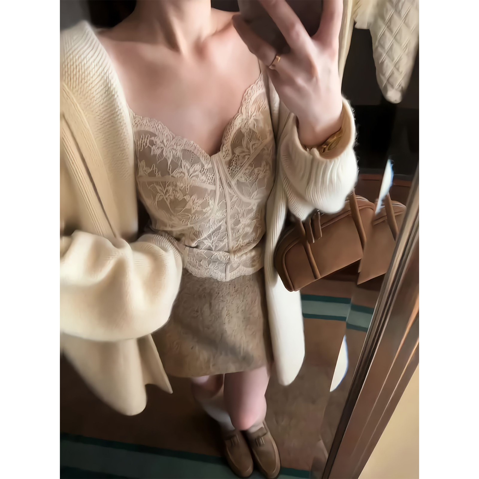 法式蕾丝背心吊带内搭短款上衣包臀裙半身裙短裙长袖开衫连帽外套