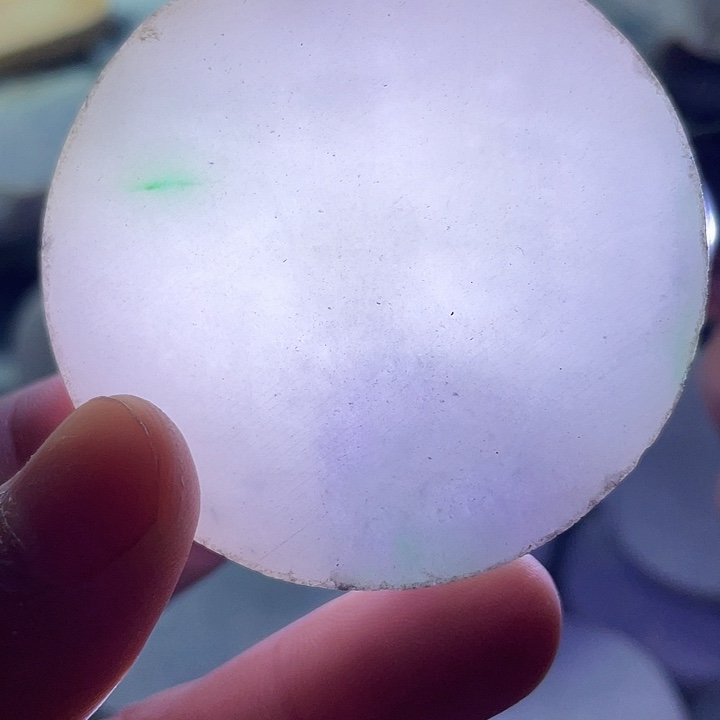 翡翠颈饰未镶嵌毛料35