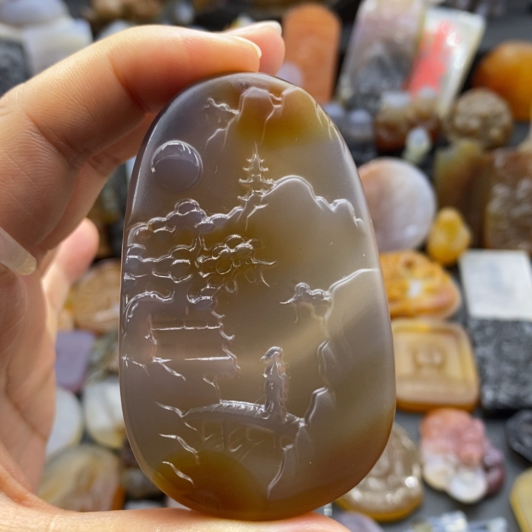 玛瑙/玉髓颈饰未镶嵌1