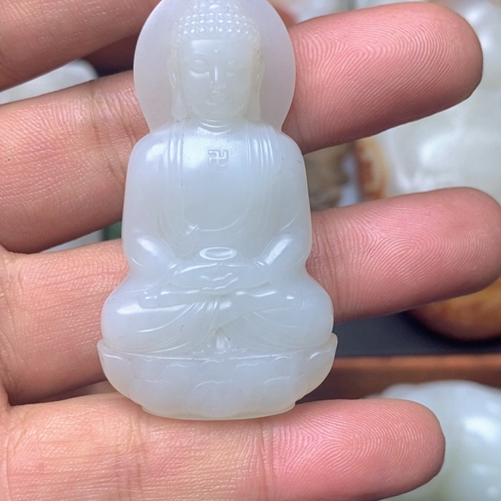 我***取和田玉未镶嵌项链