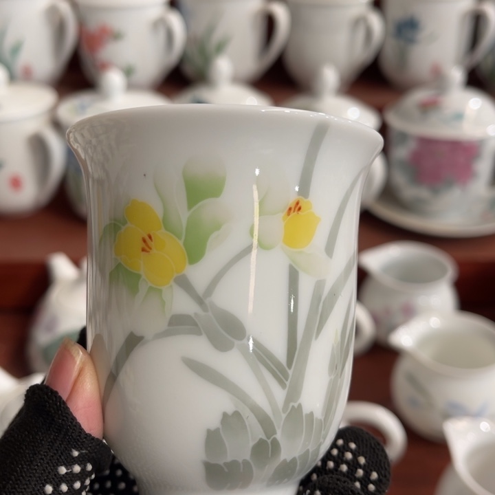 陶瓷醴陵手绘釉下五彩杯140毫升