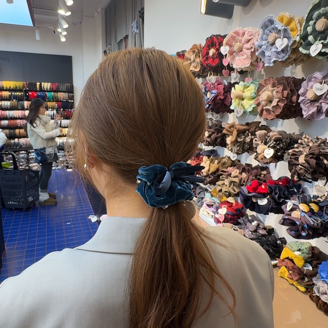 布艺非金属蓝色钻钻发绳