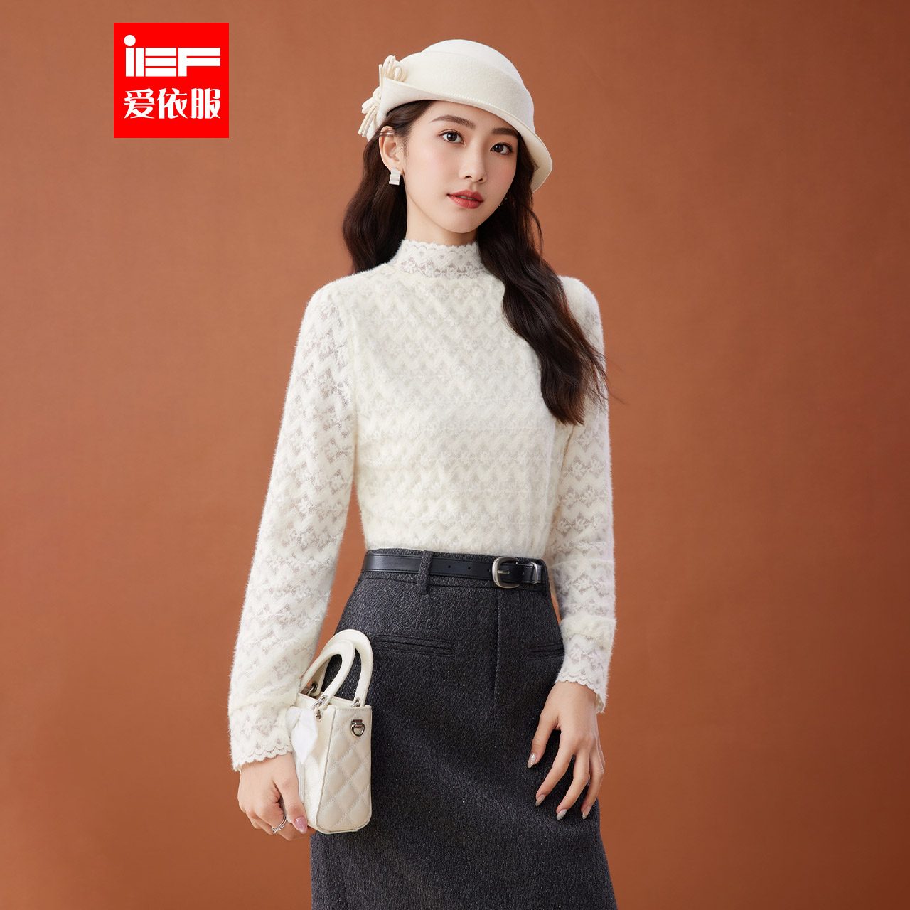 IEF/爱依服2025年冬季打底衣女内搭高级感蕾丝可外穿独特漂亮上衣