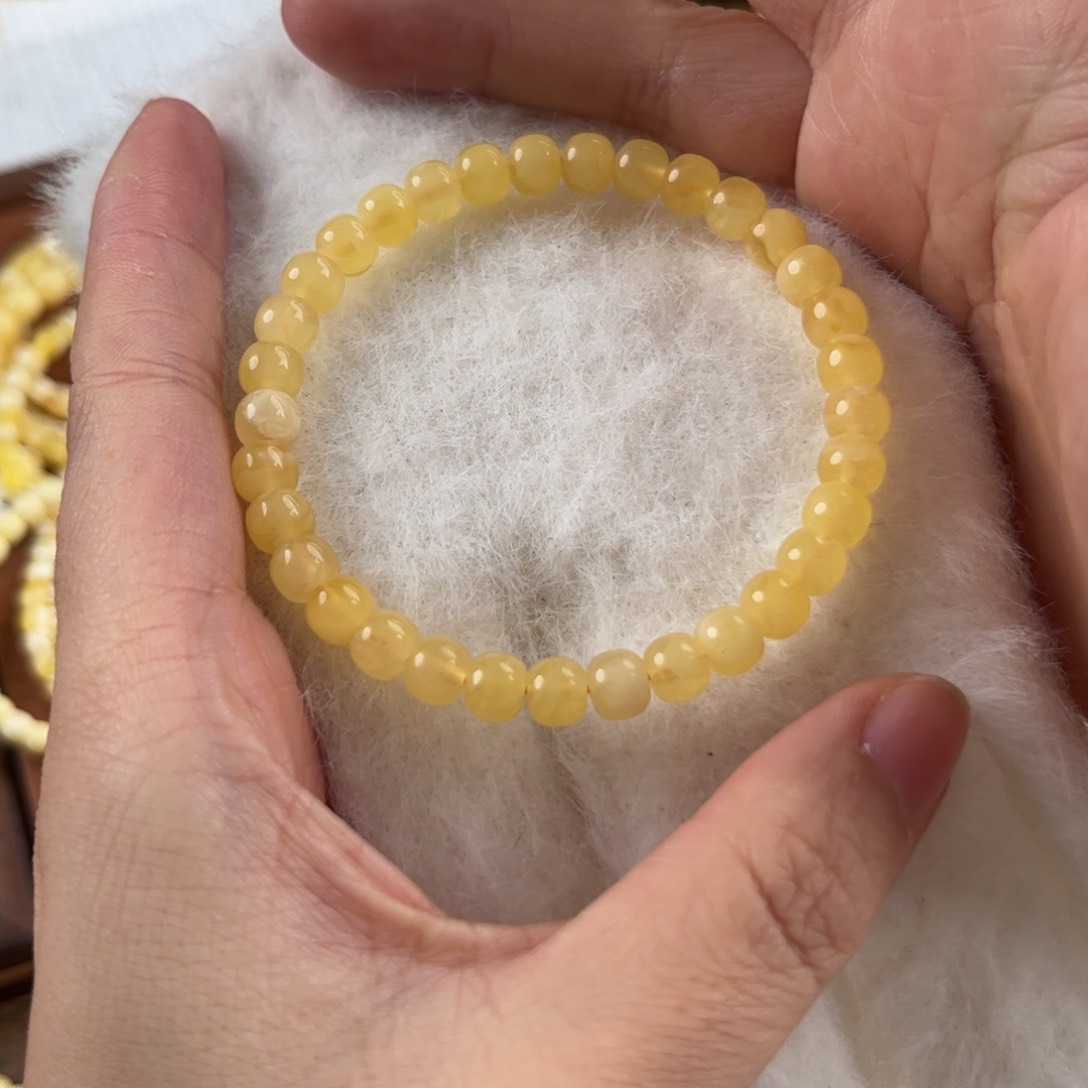 蜜蜡裸石未镶嵌未品控