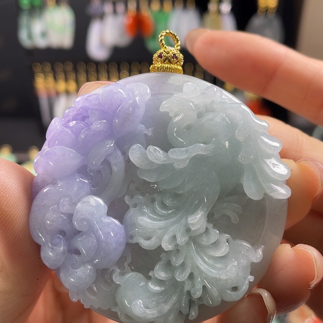 翡翠未镶嵌颈饰待编织