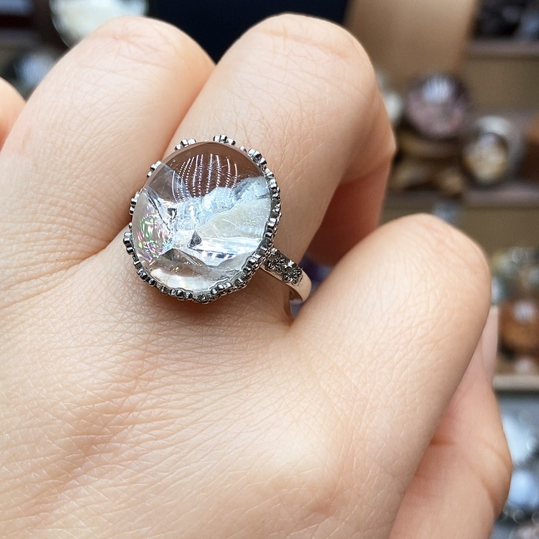 水晶戒指银S925镶嵌F****。