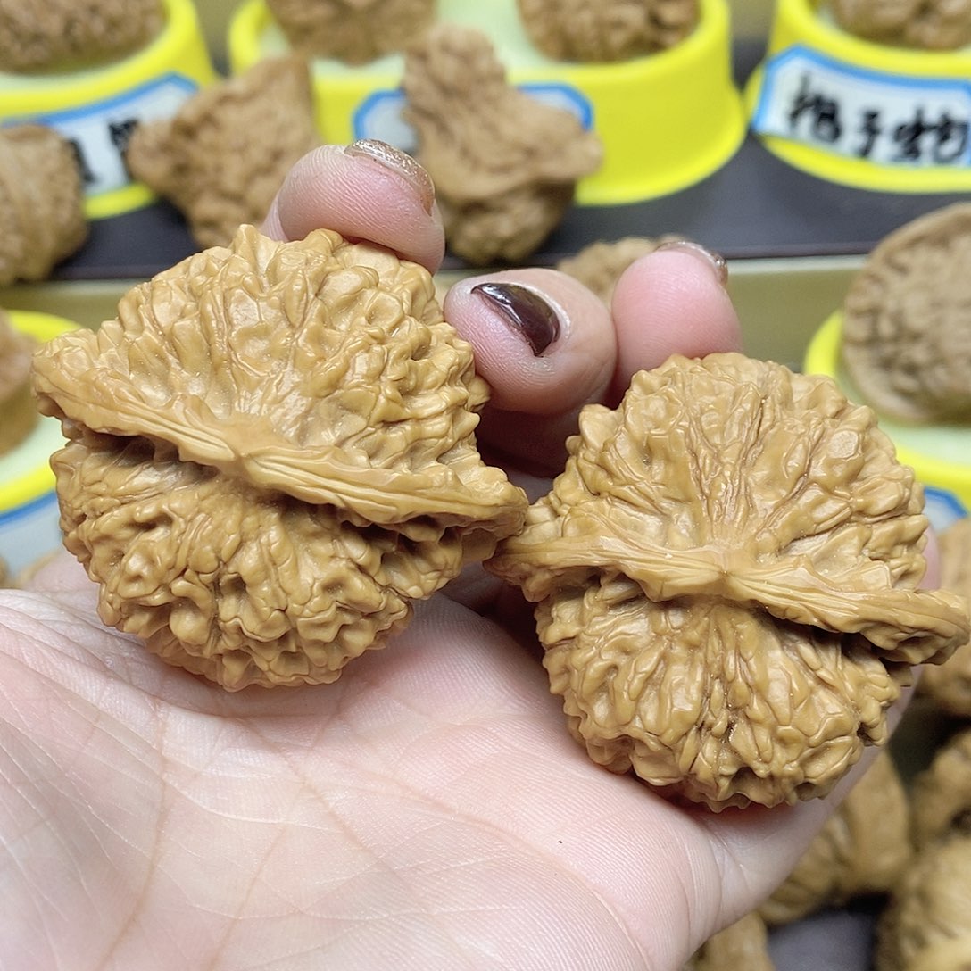 文玩核桃吊坠官帽48