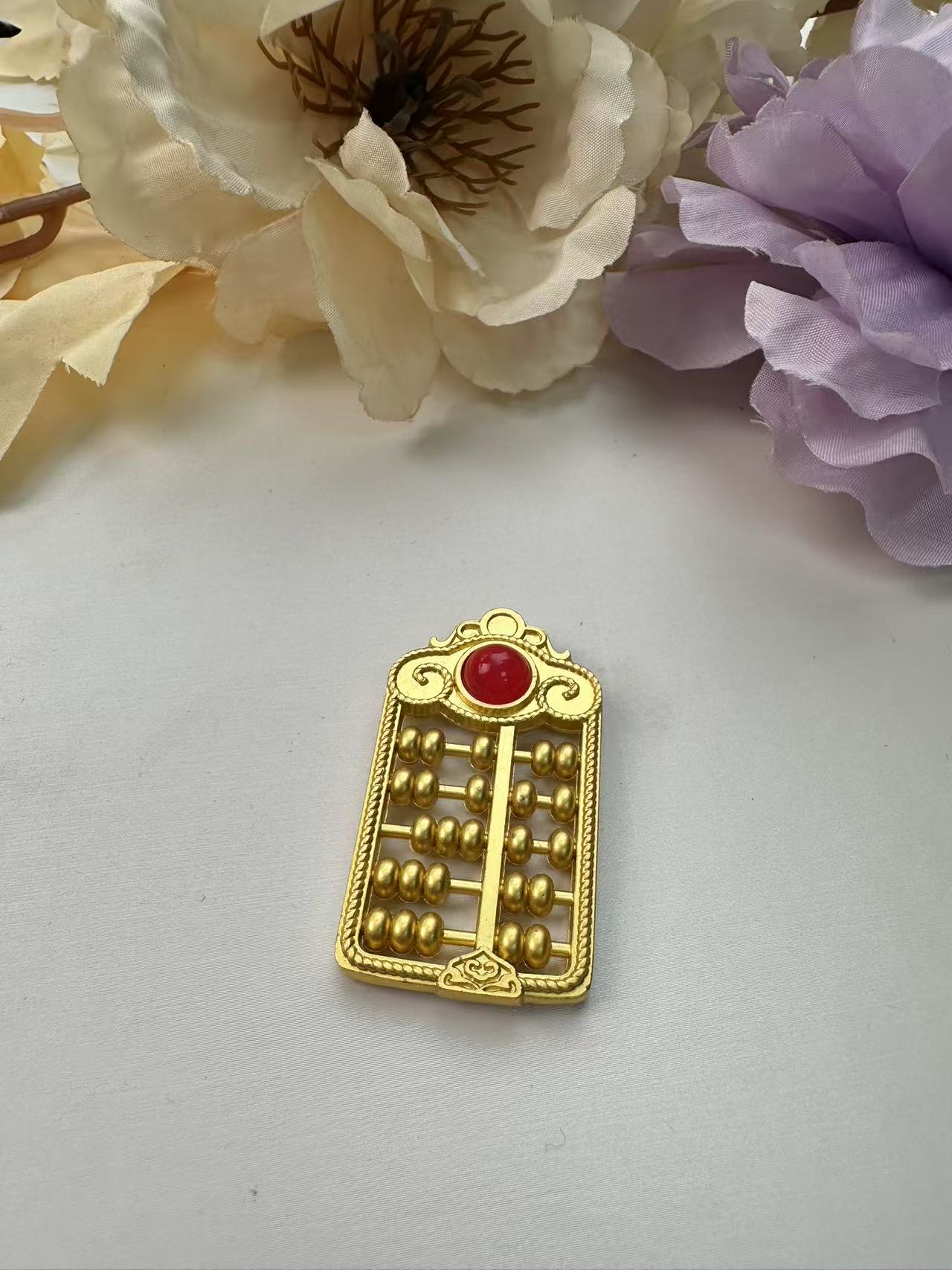 （私人订制）收藏级轻奢时尚设计款红蛋面算盘吊坠+YZD771H