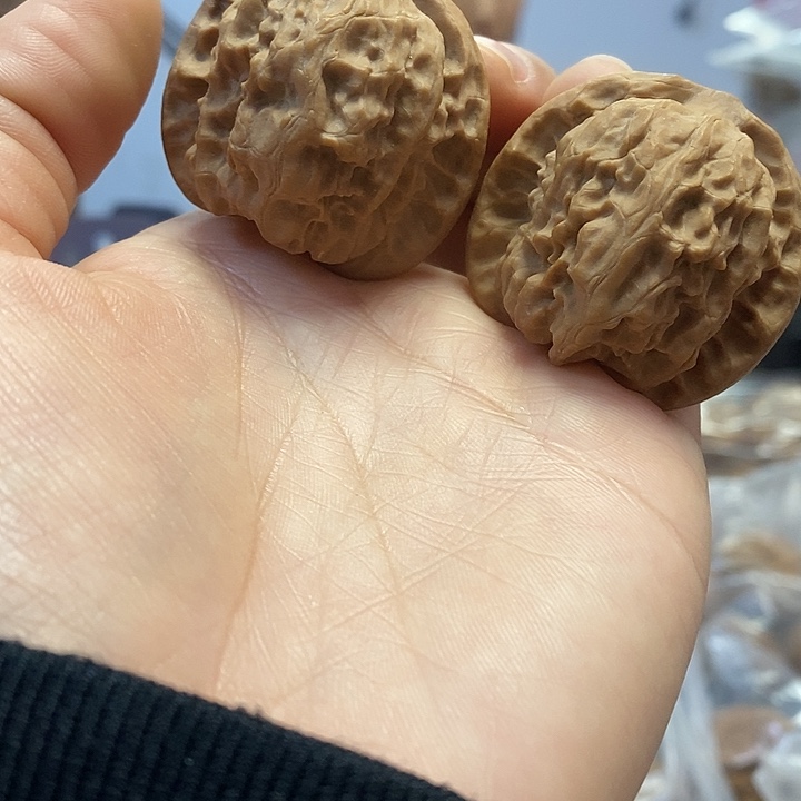文玩核桃把件39野狼蜡皮