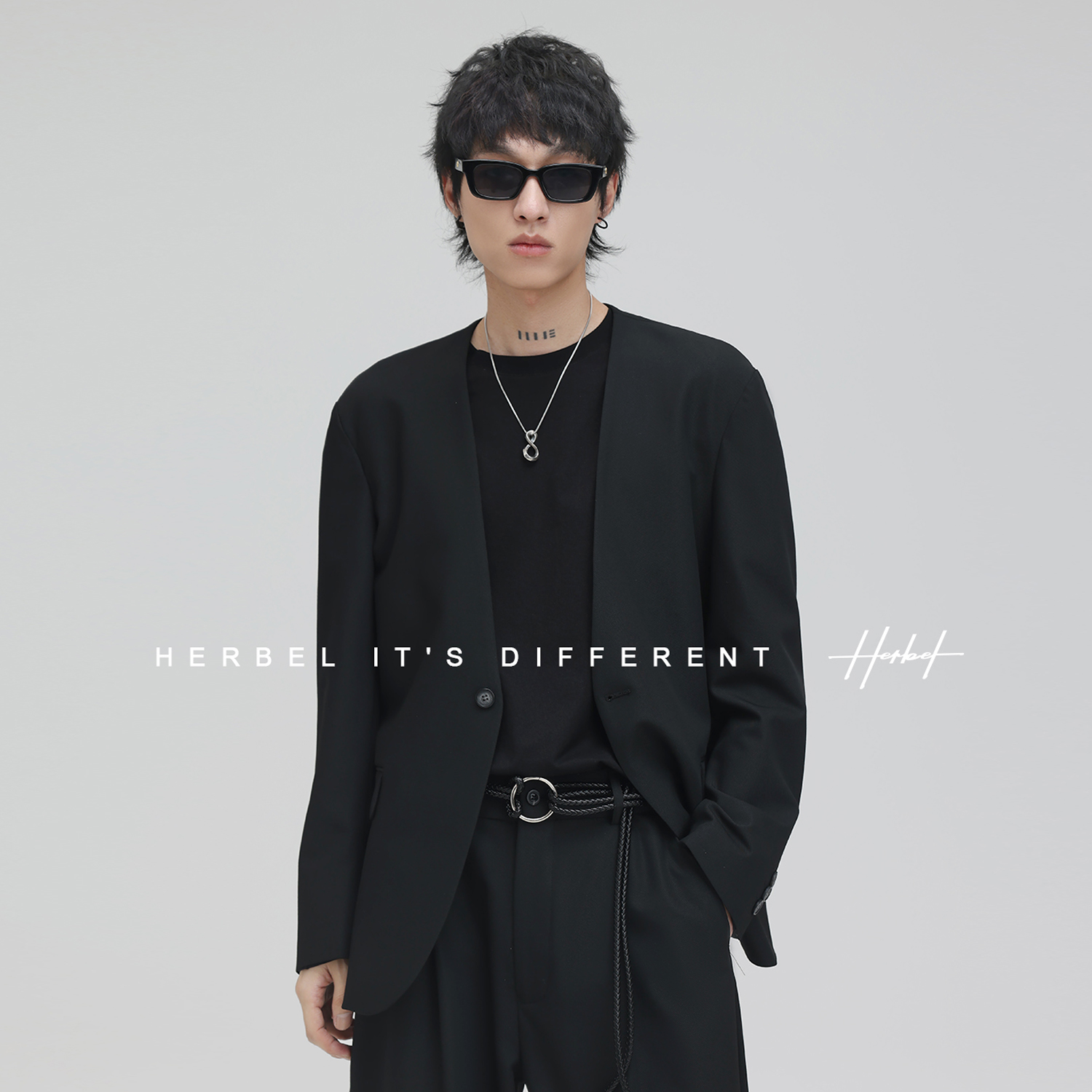 HERBEL/黑白2025春季休闲男士V领西装外套少年感设计感穿搭简约潮