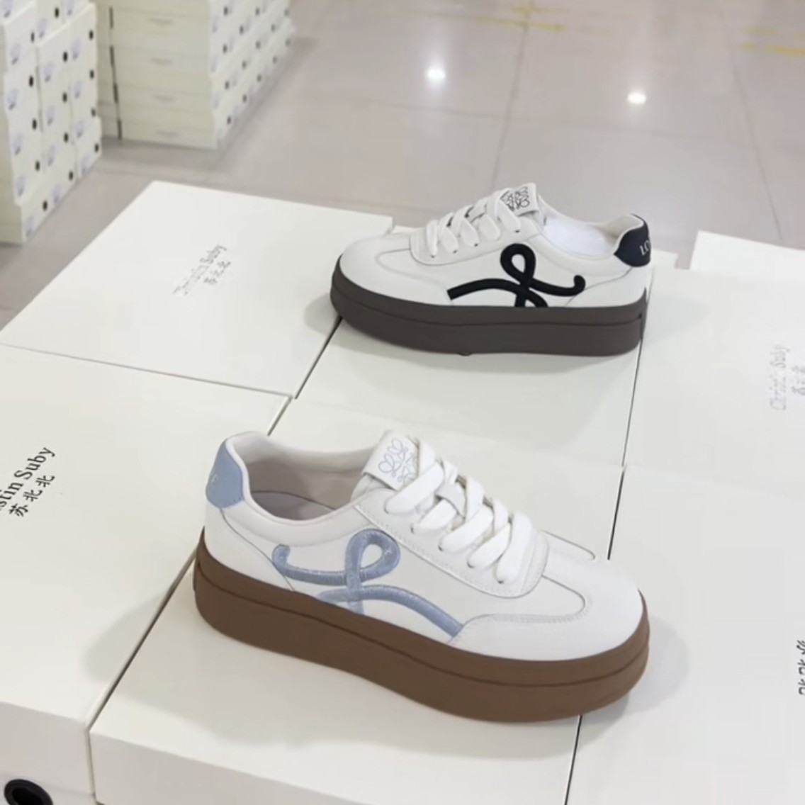 诗涵家 真皮厚底德训板鞋53112057