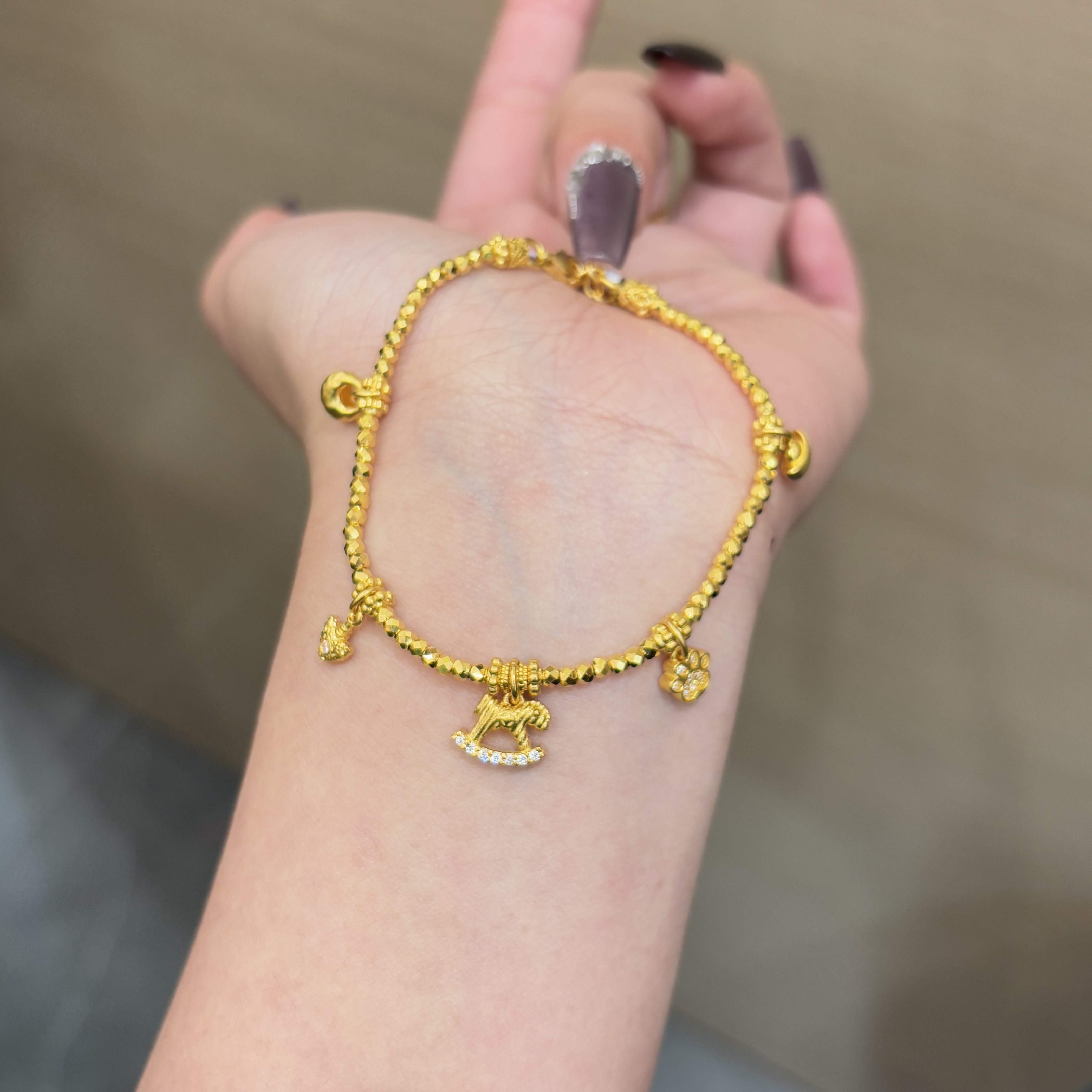 【菠萝黄金】足金999 新款镶嵌手串  金重：10.82克