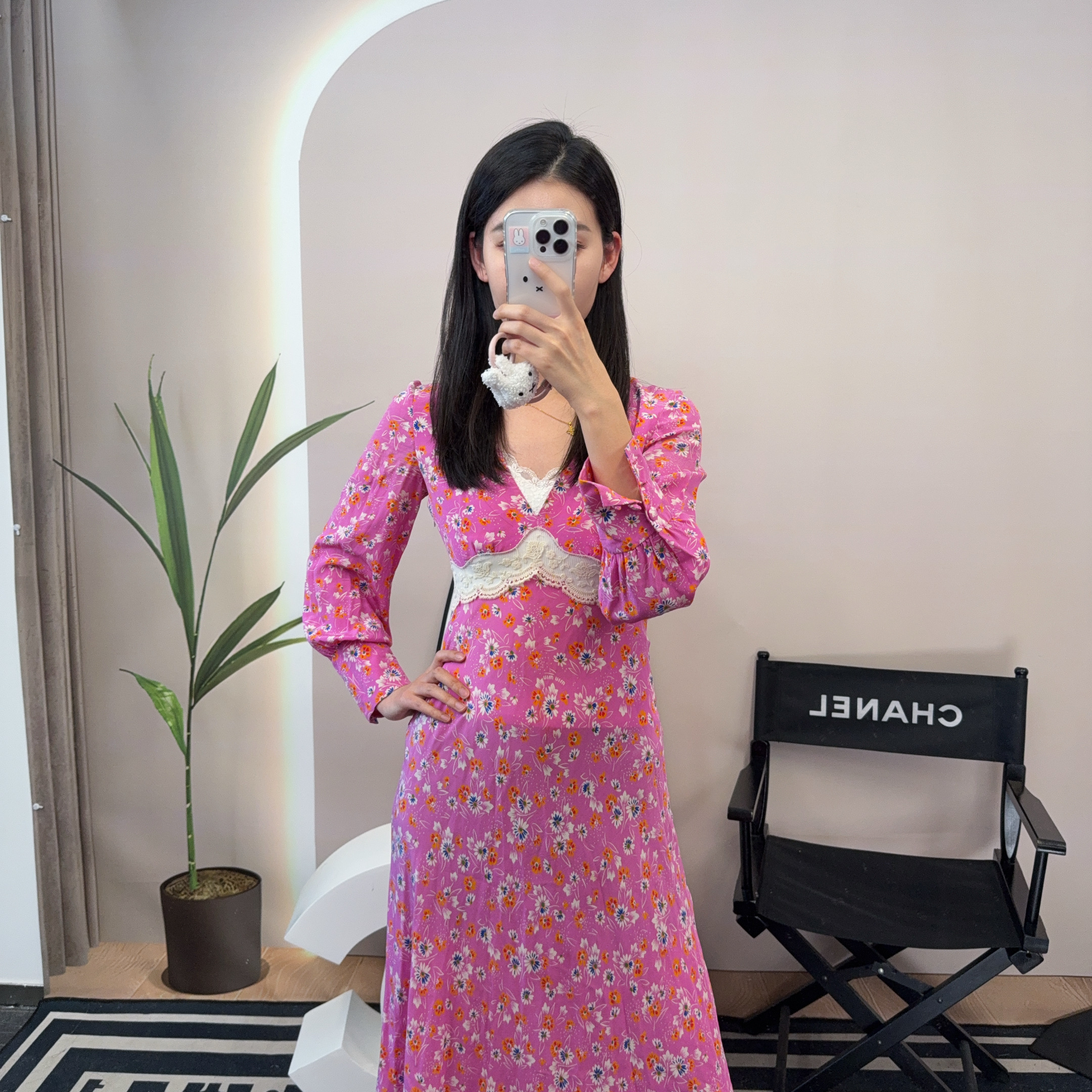 95新 MIU MIU/缪缪 麦殿/裙子36码玫红色/250529LRX9Q06