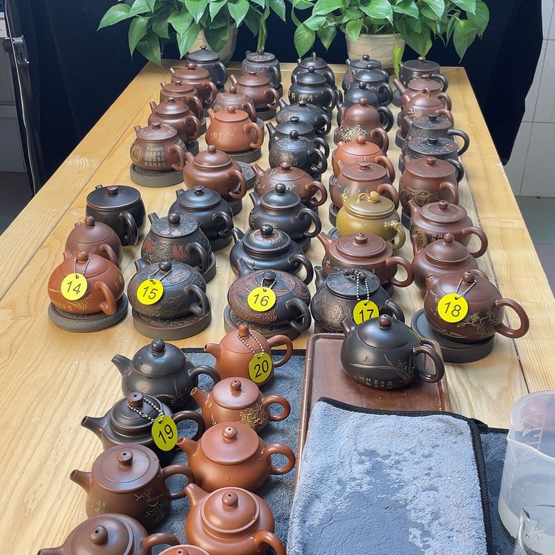 厚***泥塑福利壶无礼盒