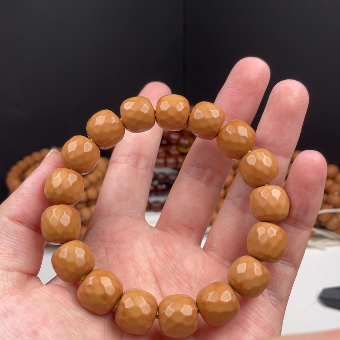 【闪购商品】手串猴头核桃大老行钻石36.8。 13