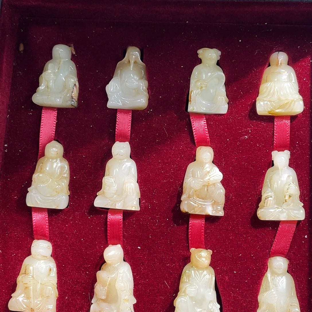 和田玉（糖玉）颈饰未镶嵌不*楼