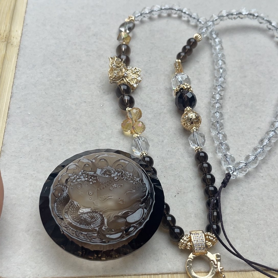 未镶嵌吊坠(不含链)水晶.*.