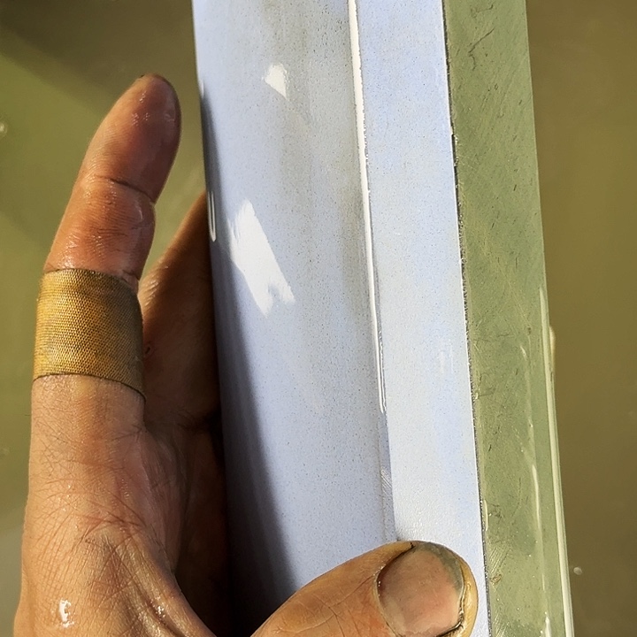 伊***强红宝石1.8厚蓝磨霸