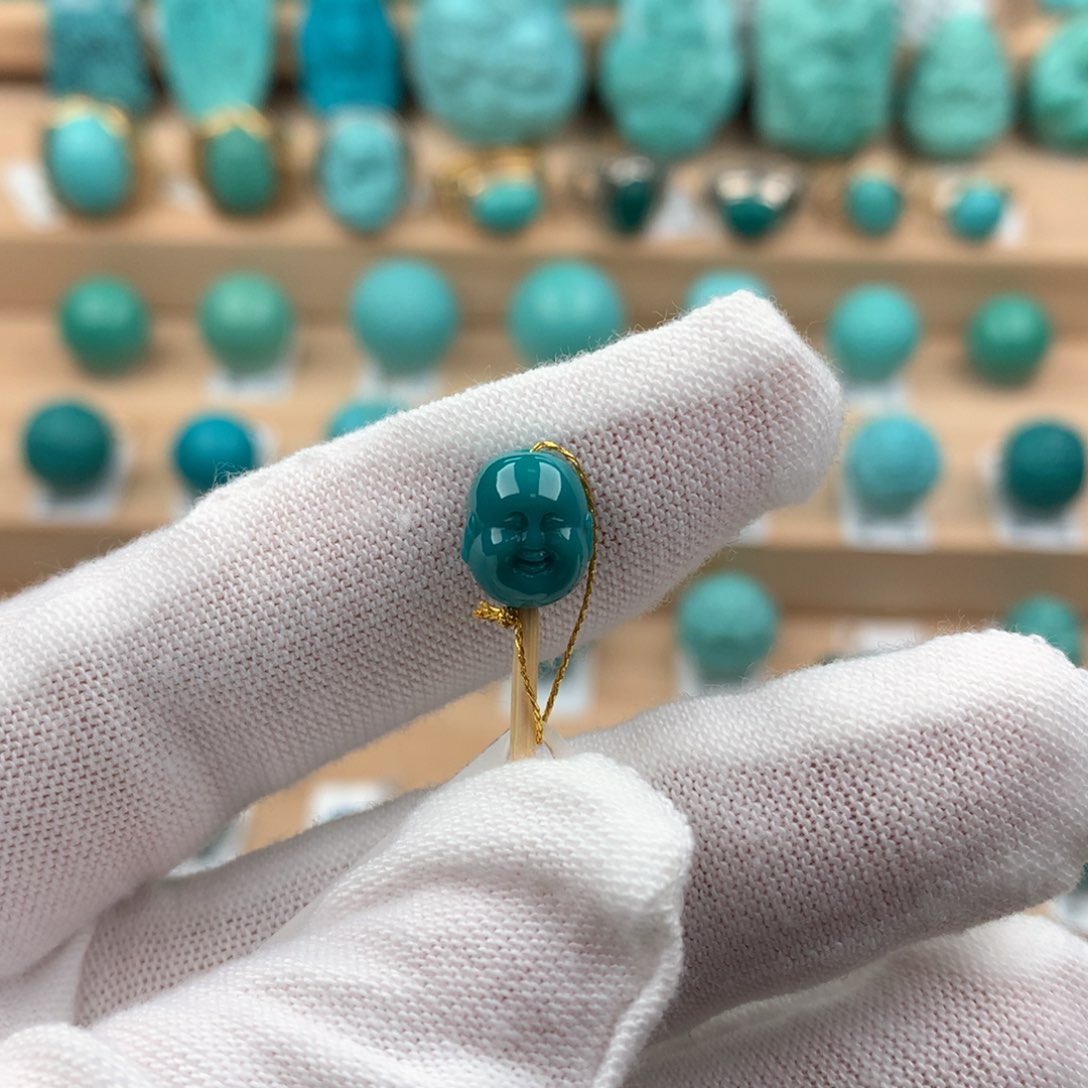 绿松石配饰未镶嵌