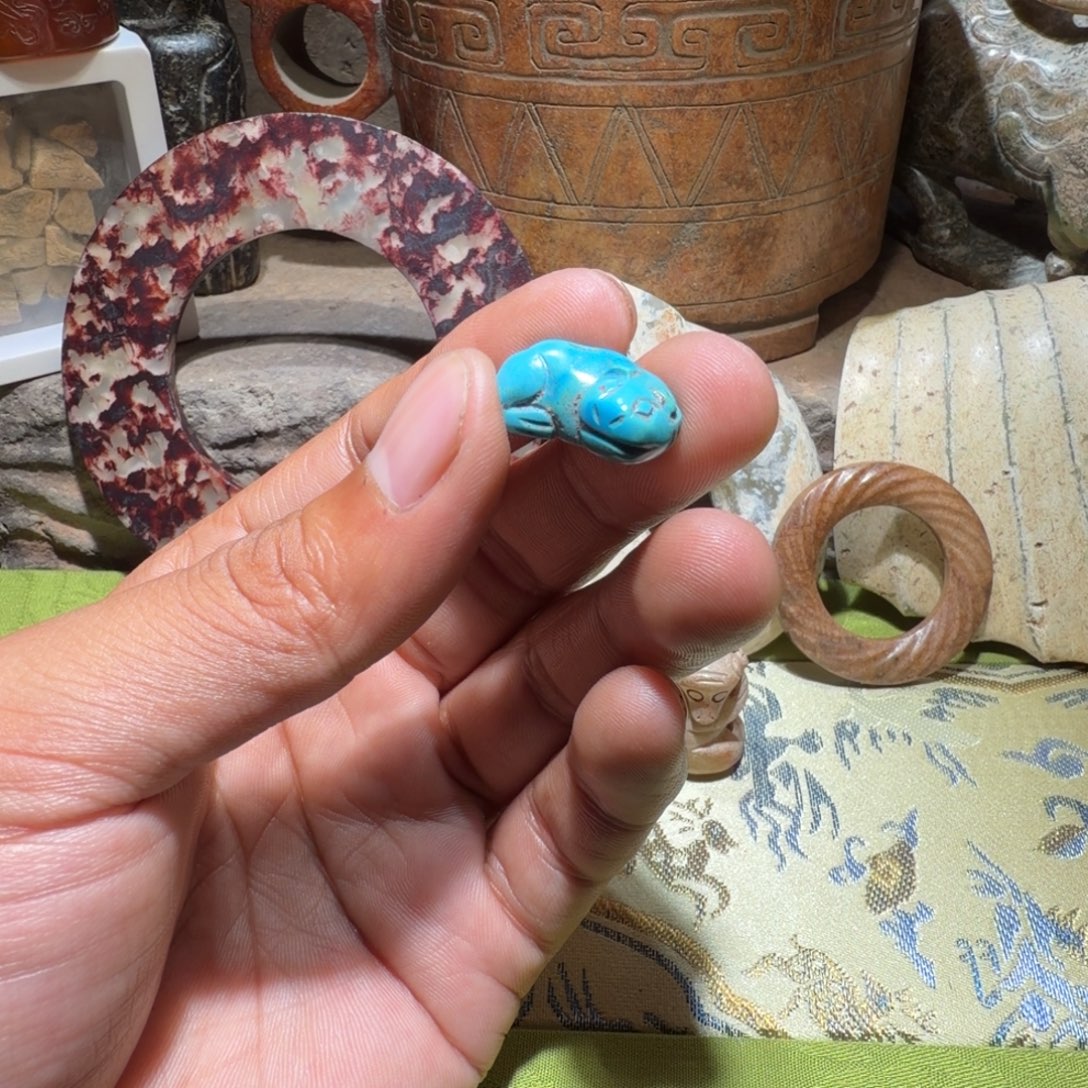 荣***堂和田玉（糖玉）未镶嵌颈饰