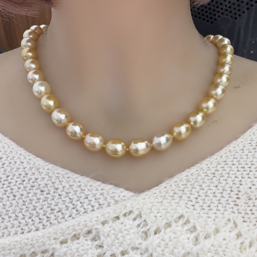 未镶嵌海水珍珠颈饰
