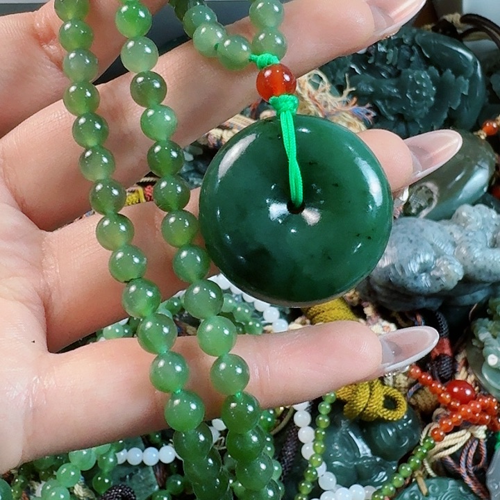 和田玉挂件未镶嵌