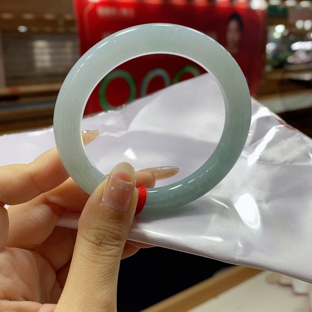 未镶嵌手镯翡翠翡翠