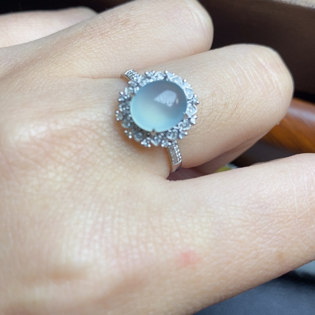 翡翠戒指18K金镶嵌18Ｋ金蛋面戒指