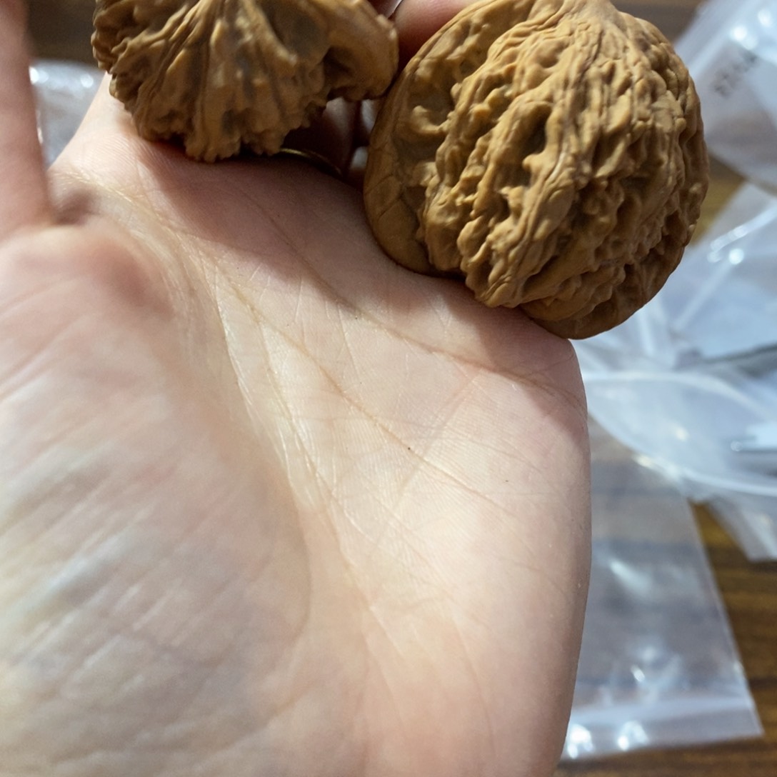 文玩核桃吊坠?*?虎头100